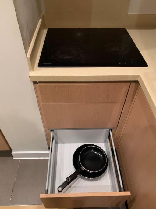 Stunning 2 Bed Flat! Centrally Located In London, Uk! Esterno foto